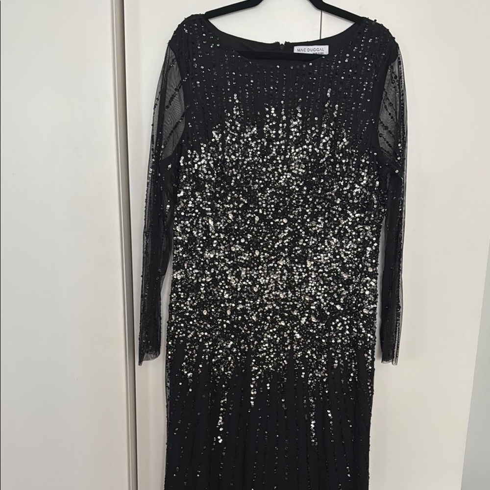 Elegant Black Sequin Evening Gown - Picture 6 of 11